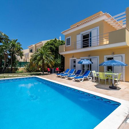Altura Villa Bagian luar foto