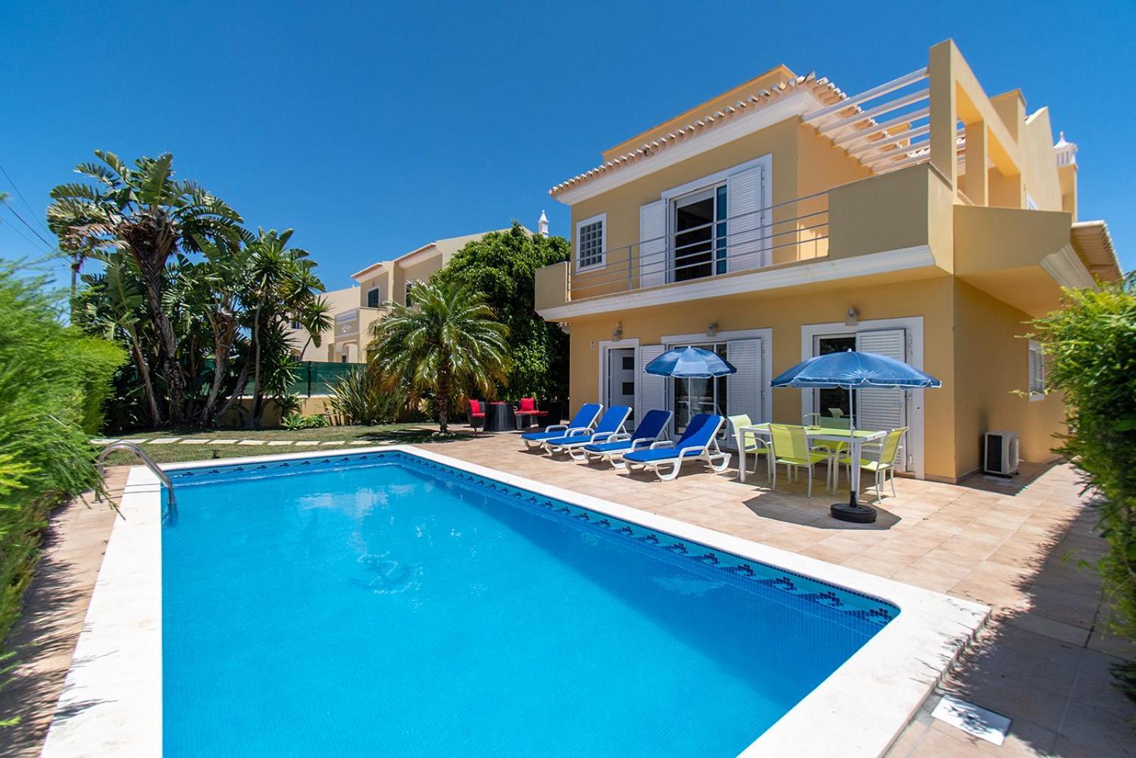 Altura Villa Bagian luar foto