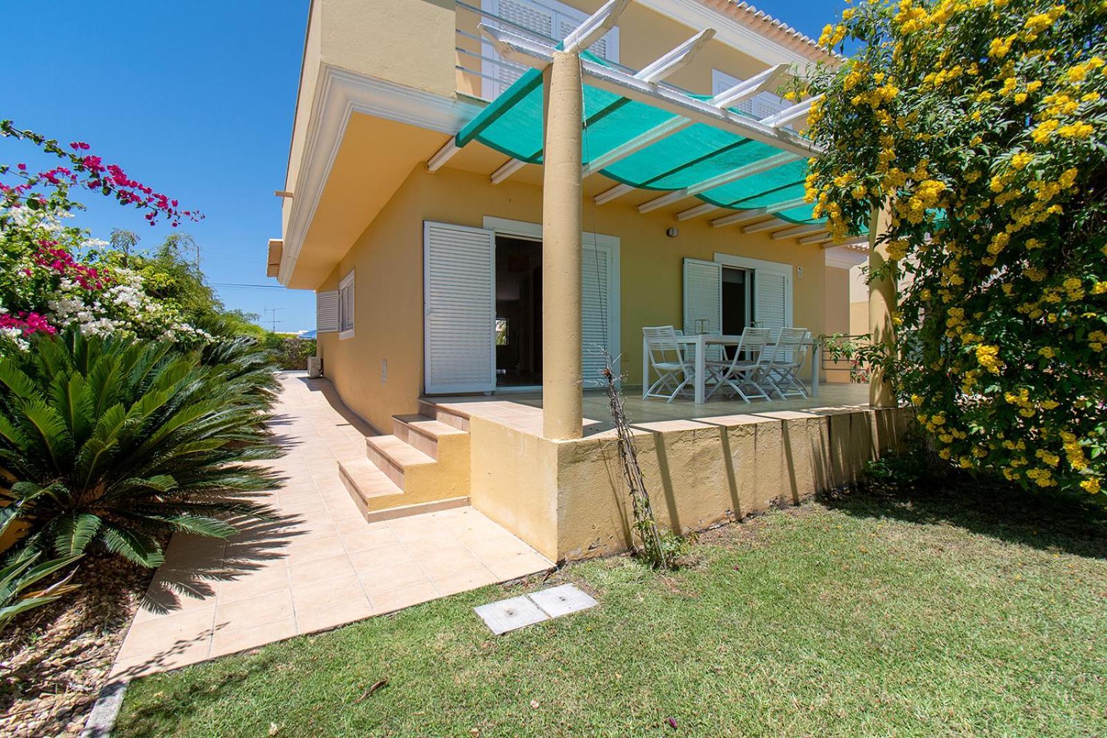 Altura Villa Bagian luar foto